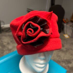 Wool Floral Cloche Retro Hat * Red & Black